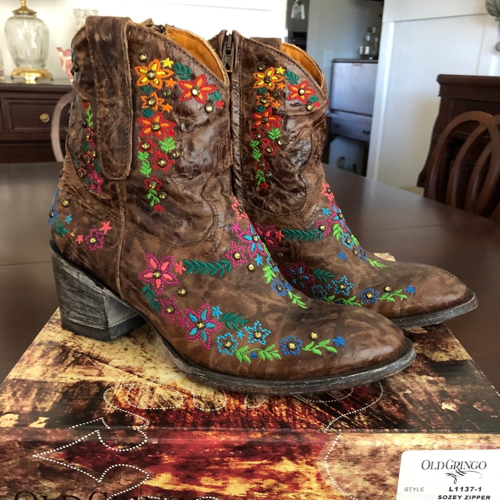 Old Gringo Sozey Zipper Boot size 7.5 like new